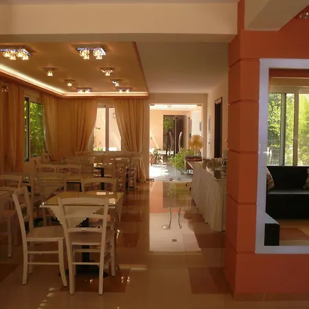 Avra Hotel de apartamente 2*