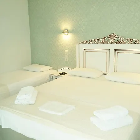 Ξενοδοχείο με διαμερίσματα Avra Λυγιά