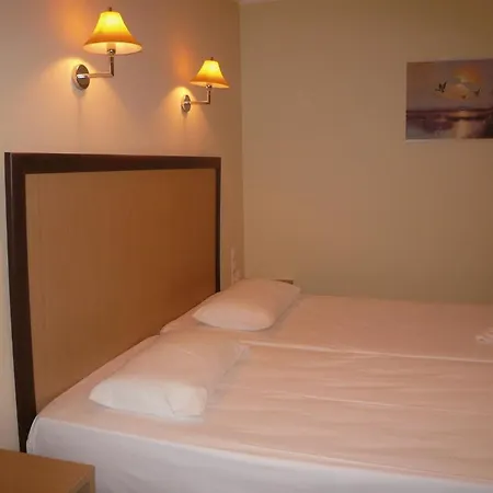 Avra Aparthotel