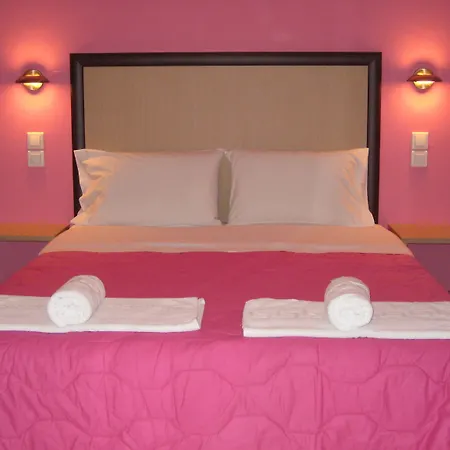 Avra Hotel de apartamente Ligia