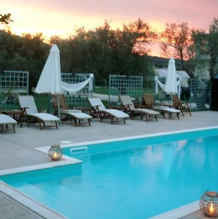 Avra Hotel de apartamente Ligia